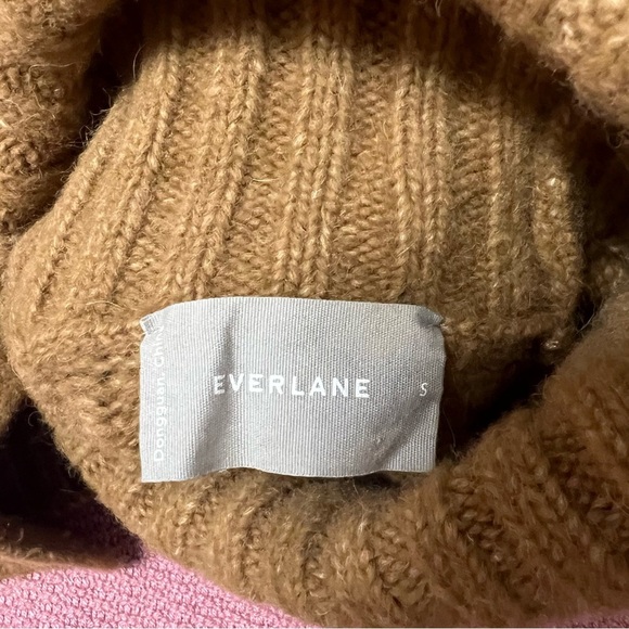 Everlane turtle neck sweater women’s size Small in camel - Picture 5 of 8